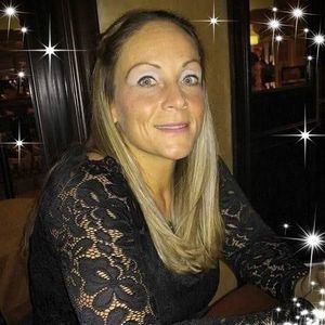 Meet your Posher, Corinne